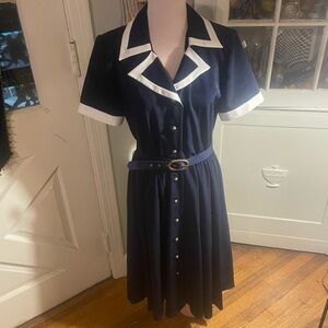 Vintage Leslie Fay Navy Blue Button up Dress w/ Belt